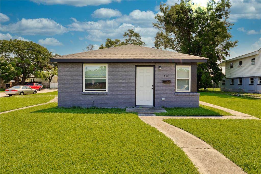 500 02 Whitney Avenue - Photo 1