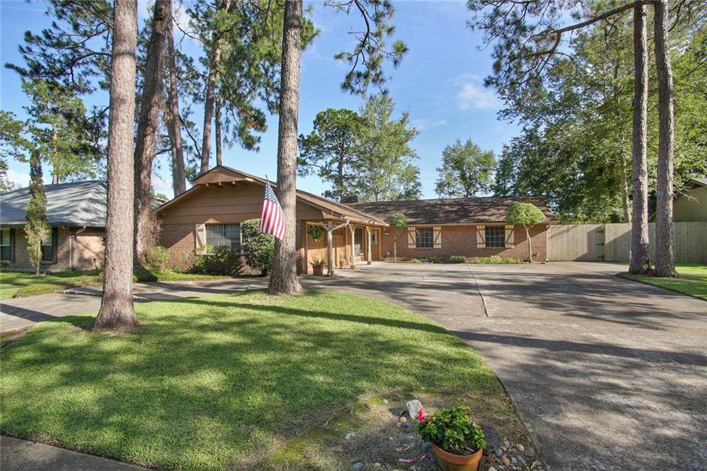55 Forest Drive - Photo 1