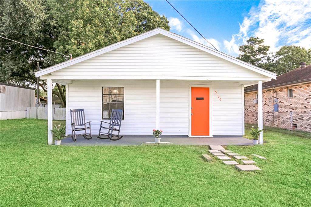 5120 Oak Drive - Photo 1