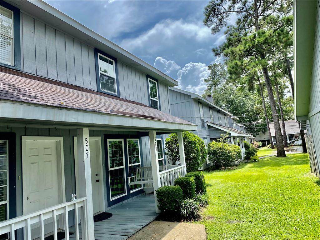 509 Cedarwood Drive - Photo 1