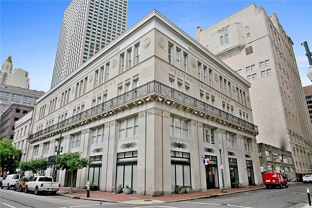 334 Carondelet Street - Photo 1