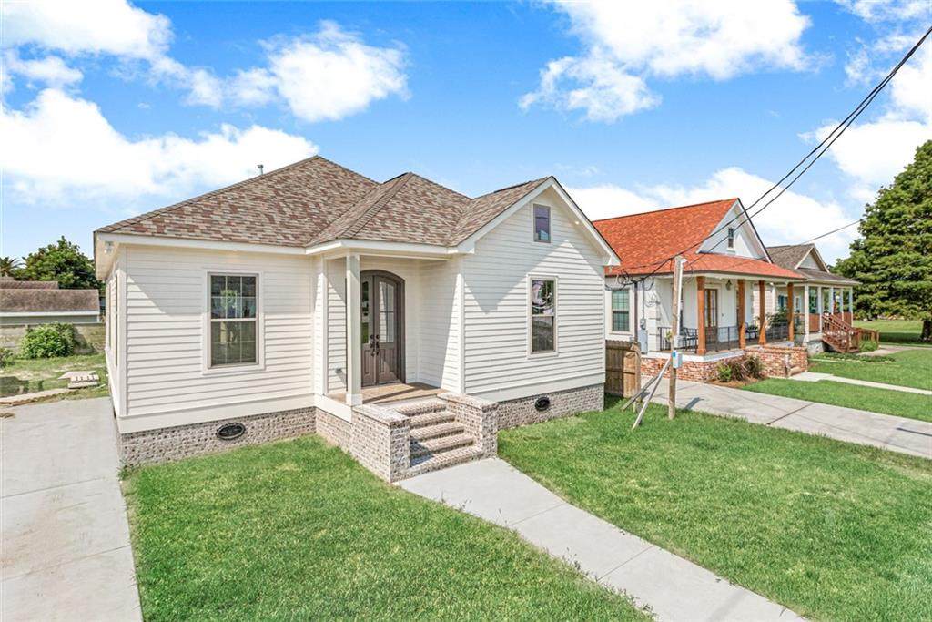 7222 Patricia Street - Photo 1