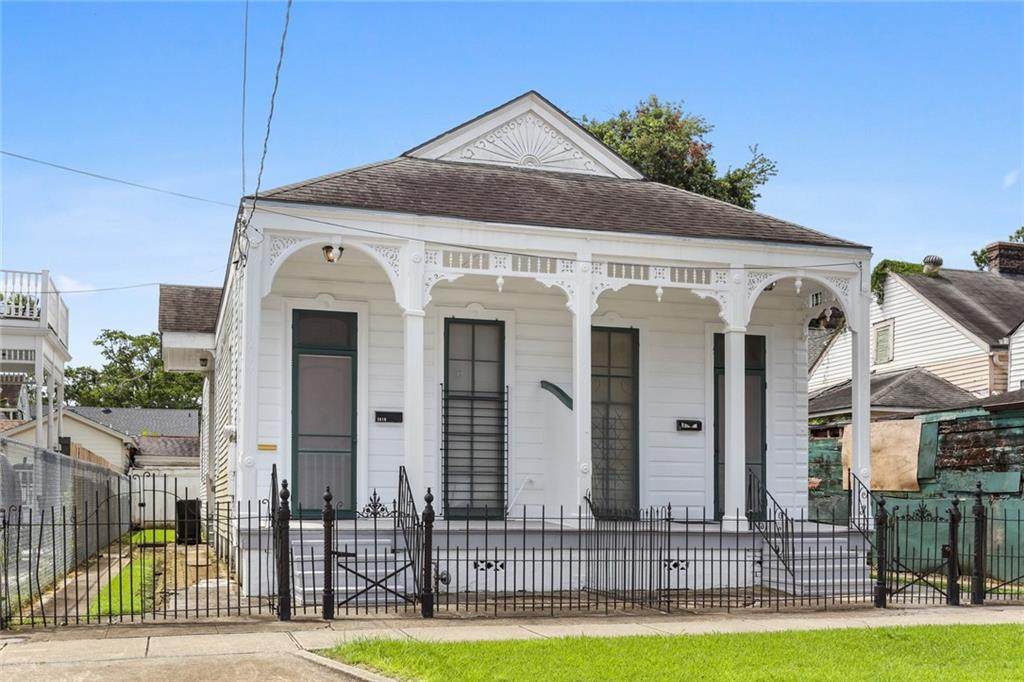 3616 Baronne Street - Photo 1