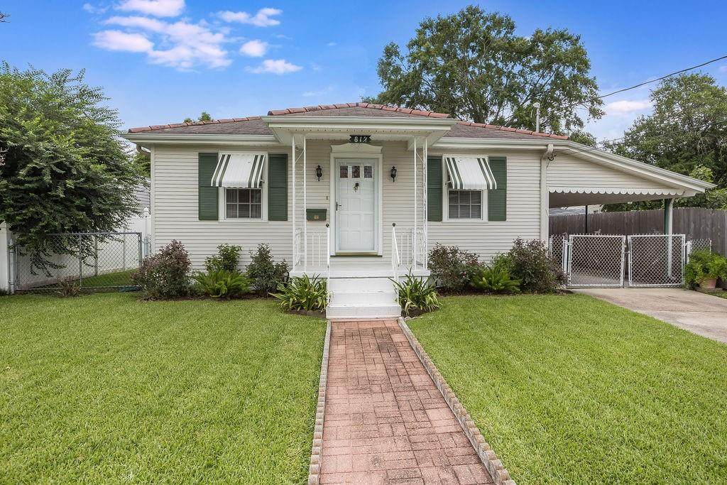 812 Cathy Avenue - Photo 1