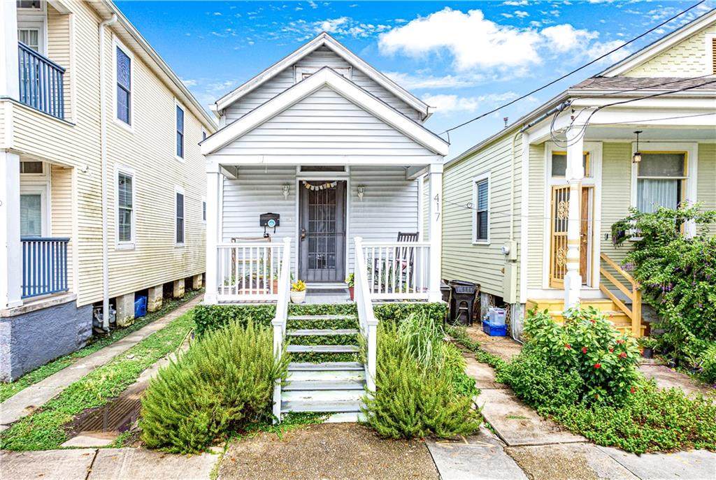 417 Alexander Street - Photo 1