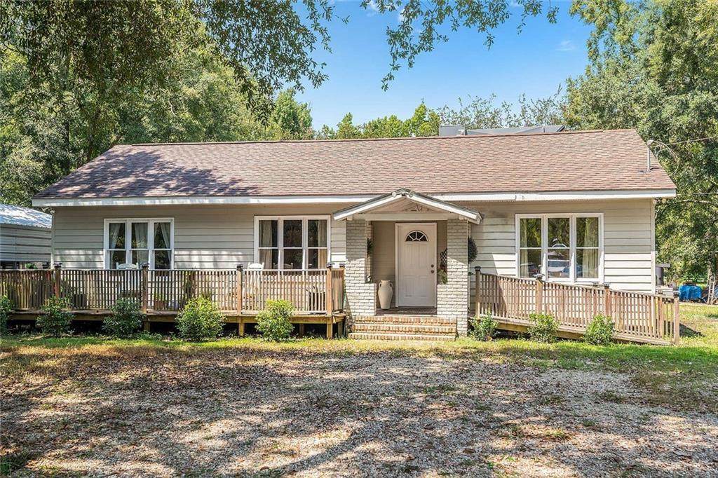 24529 Highway 190 - Photo 1