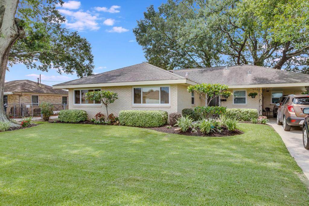 1028 Jung Boulevard - Photo 1