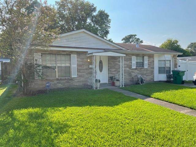 300 Linwood Drive - Photo 1