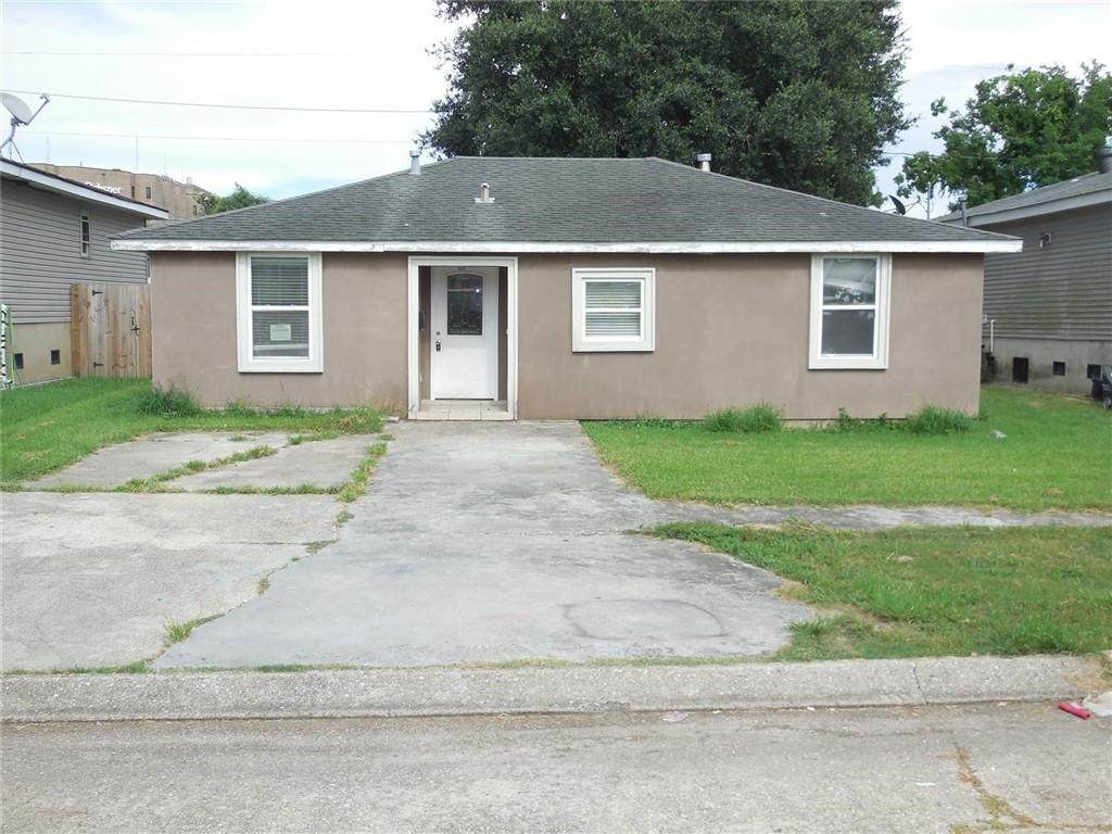 3516 Louisiana State Drive - Photo 1