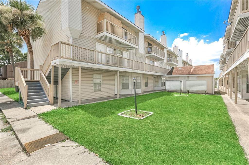 901 Sunset Boulevard - Photo 1