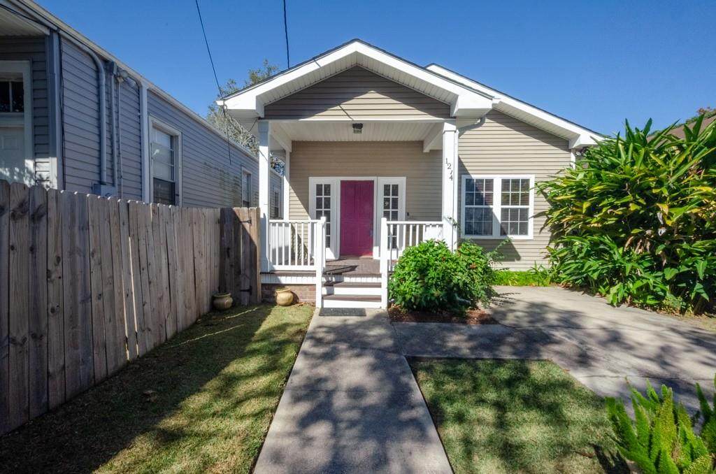 1214 Burdette Street - Photo 1