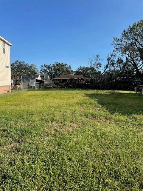 4832 Evangeline Street - Photo 1