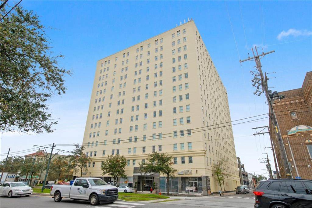 1205 St Charles Avenue - Photo 1