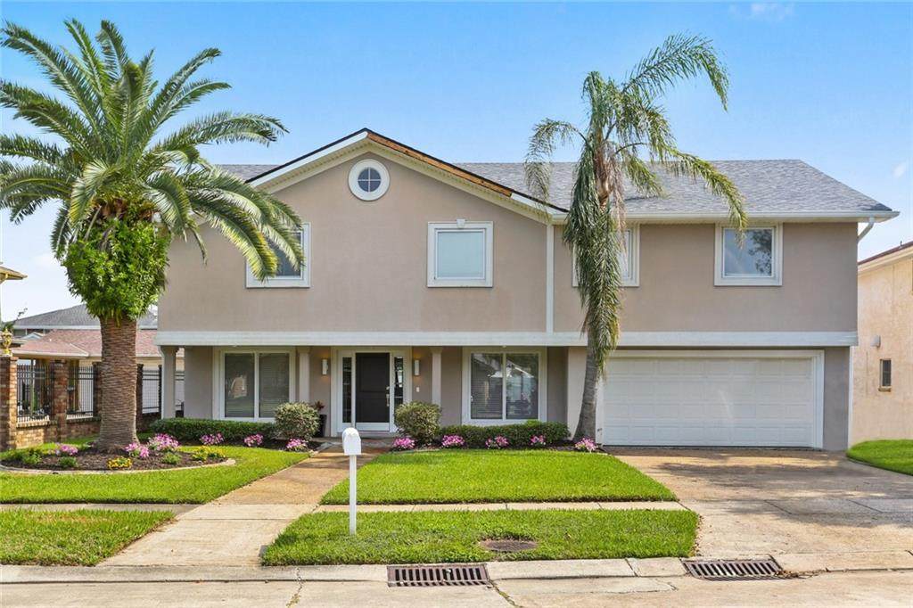 4705 Woodland Avenue - Photo 1