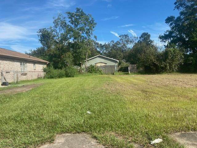 3227 Pakenham Drive - Photo 1