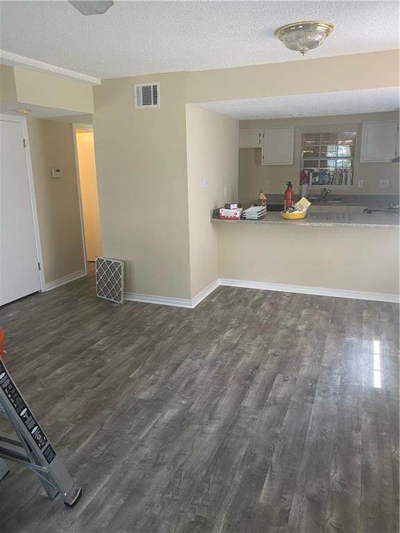 425 Cedarwood Drive - Photo 1