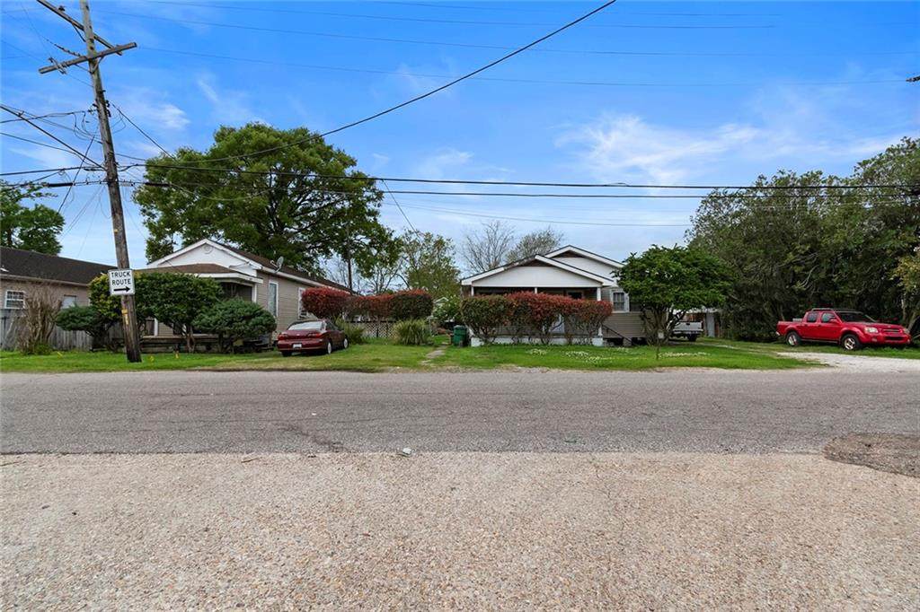 820 24 Trudeau Drive - Photo 1