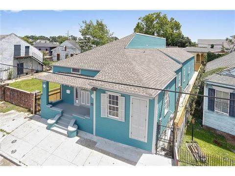 1421 Ursulines Avenue - Photo 1
