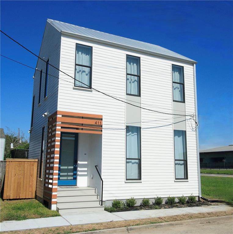 411 Toledano Street - Photo 1