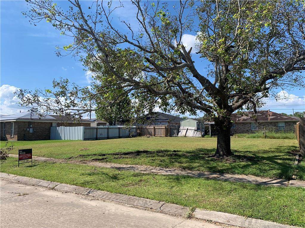 3216 Tara Drive - Photo 1