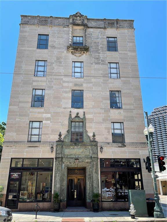 703 Carondelet Street - Photo 1