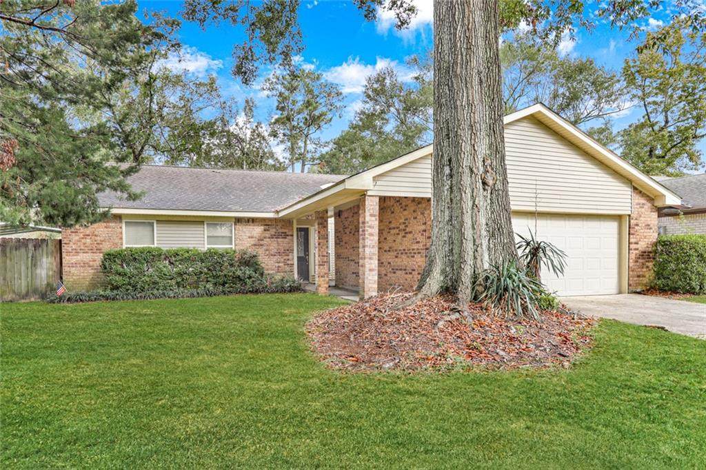 670 Forest Loop - Photo 1
