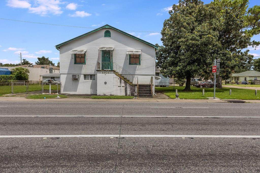 4904 Westbank Highway - Photo 1