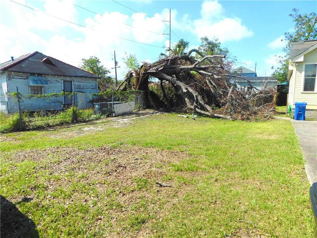 1808 Allen Street - Photo 1