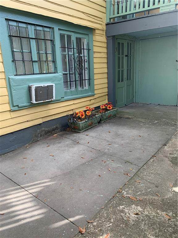 619 Opelousas Avenue - Photo 1