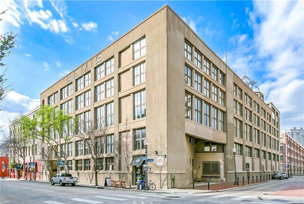 333 Julia Street - Photo 1