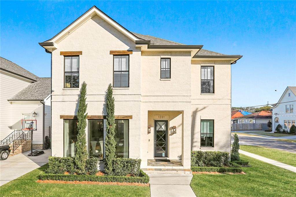 1201 Helios Avenue - Photo 1