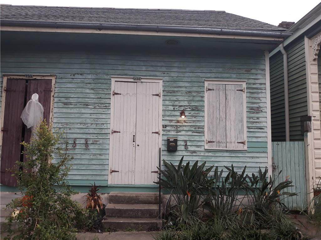 731 Lesseps Street - Photo 1