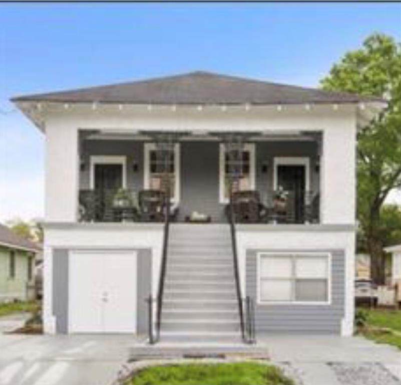 4625 Venus Street - Photo 1