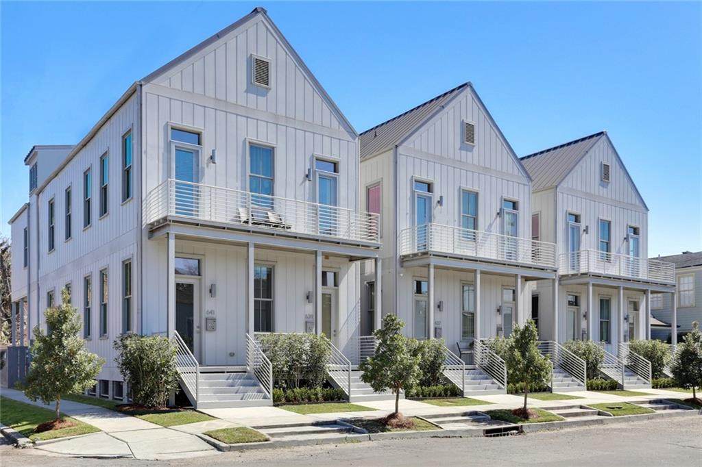 637 Philip Street - Photo 1
