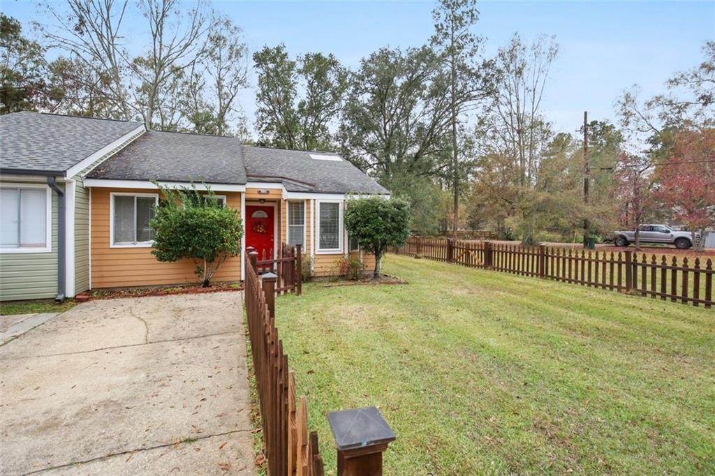 14216 Woodlands Drive - Photo 1