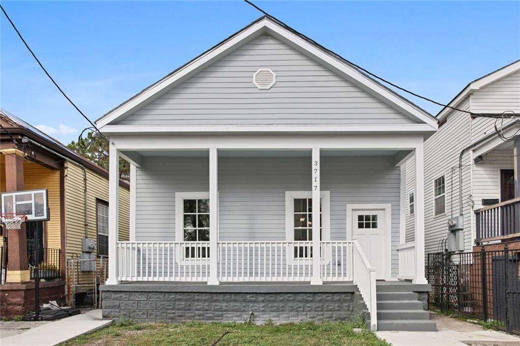 3717 Willow Street - Photo 1