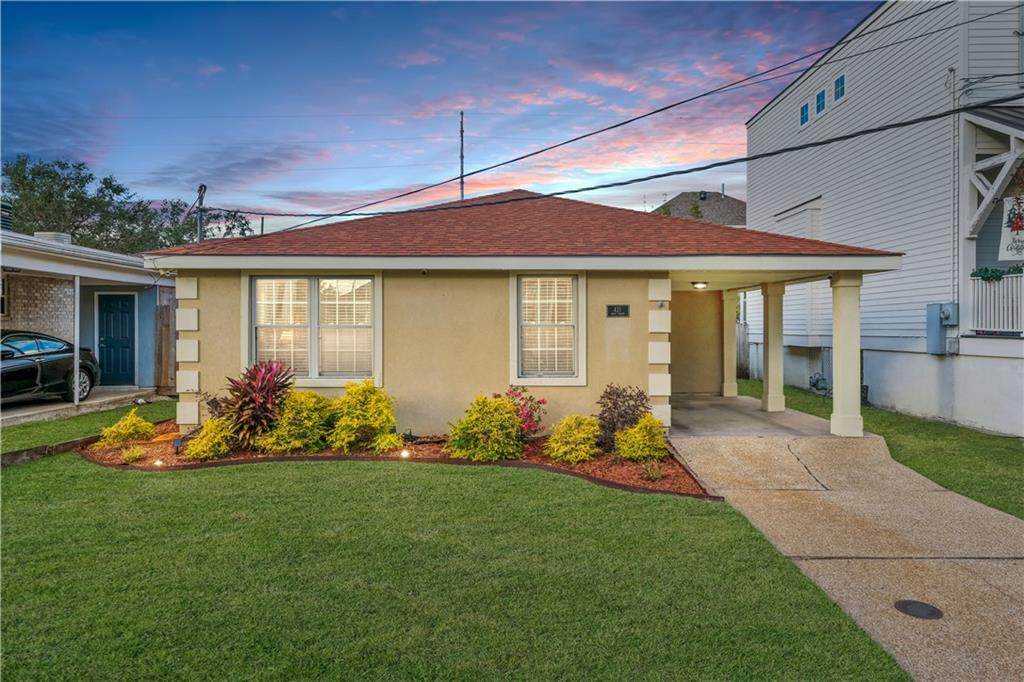 431 35TH Street - Photo 1