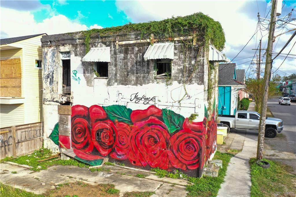 3049 Marais Street - Photo 1