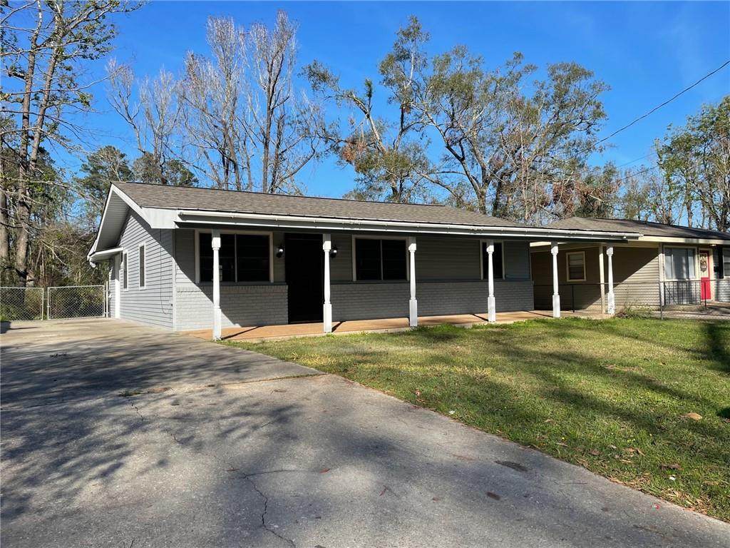 312 Alexander Drive - Photo 1