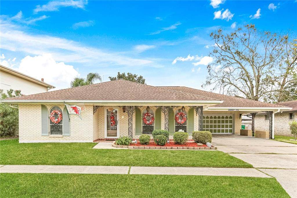 3921 Hillcrest Drive - Photo 1
