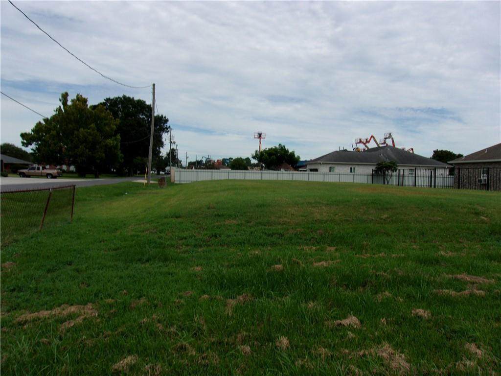 Chipley Street - Photo 1