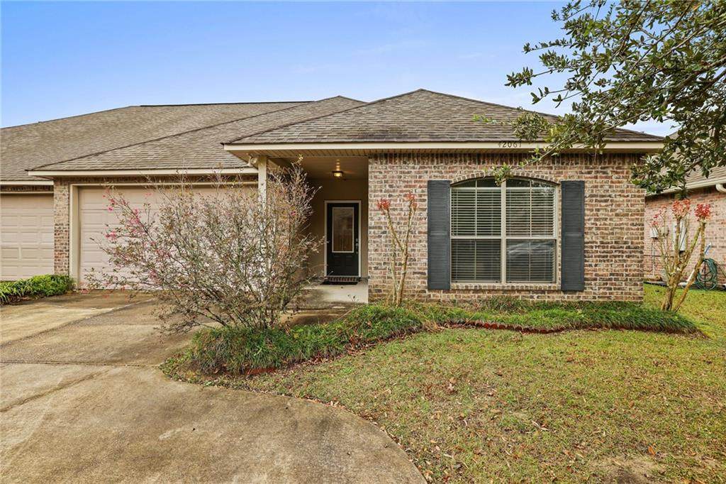 42061 Gardens Boulevard - Photo 1