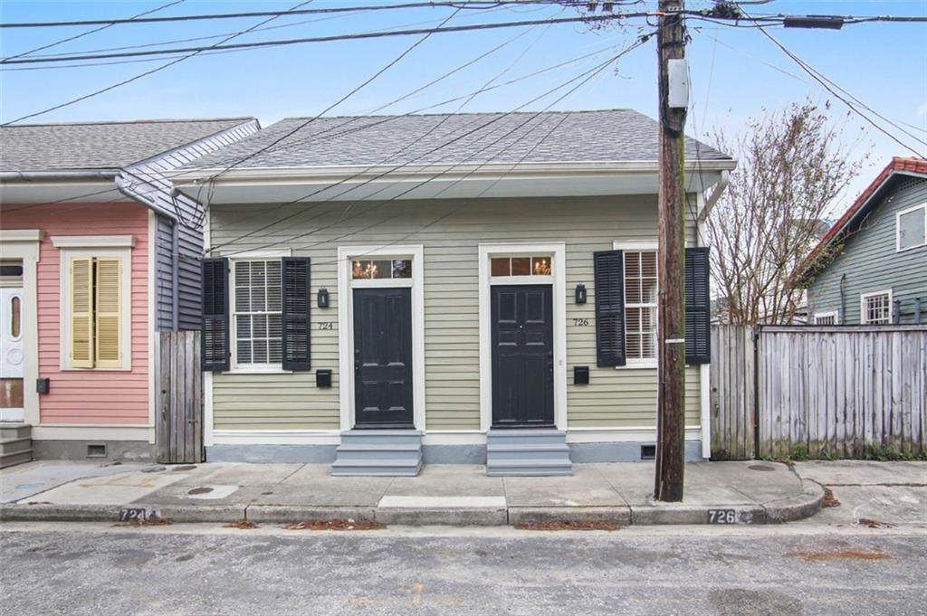 726 Port Street - Photo 1