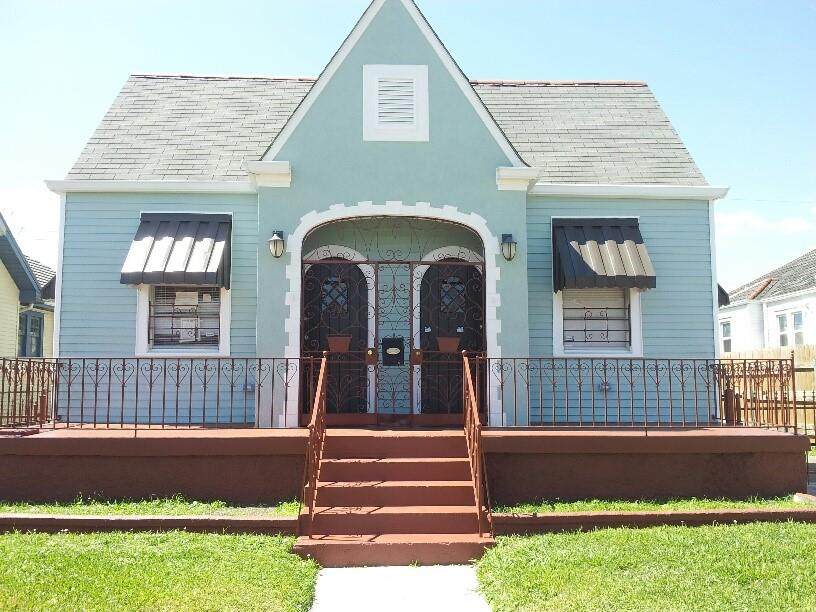 4004 Piedmont Drive - Photo 1