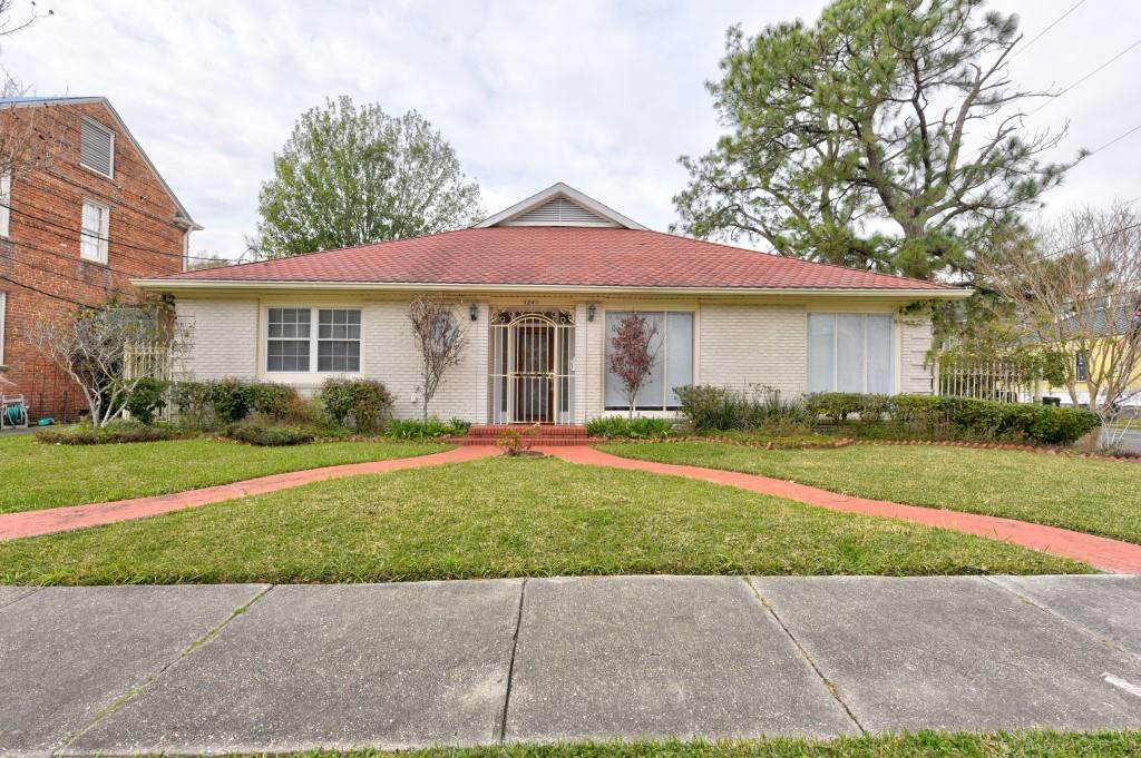 3240 Octavia Street - Photo 1