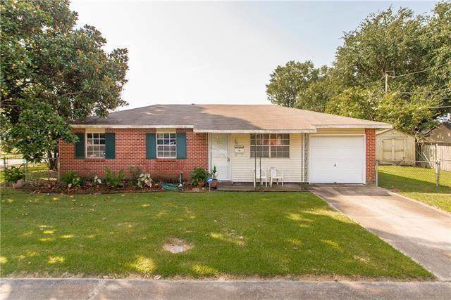 204 Concord Drive - Photo 1