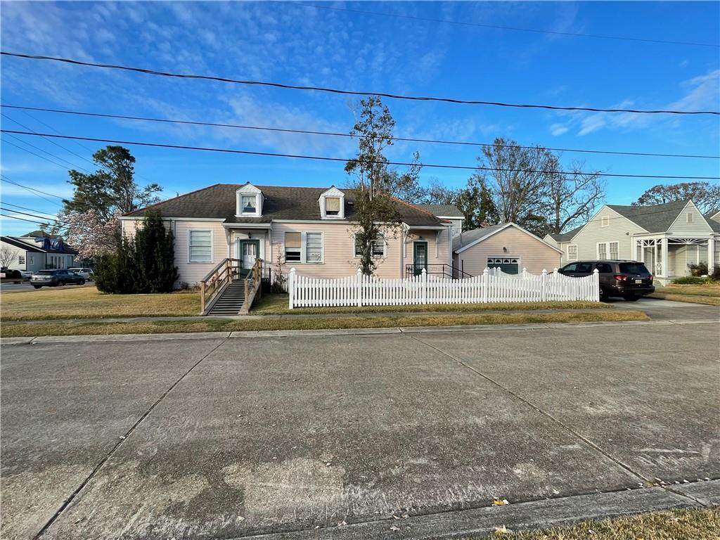 501 Ridgelake Drive - Photo 1