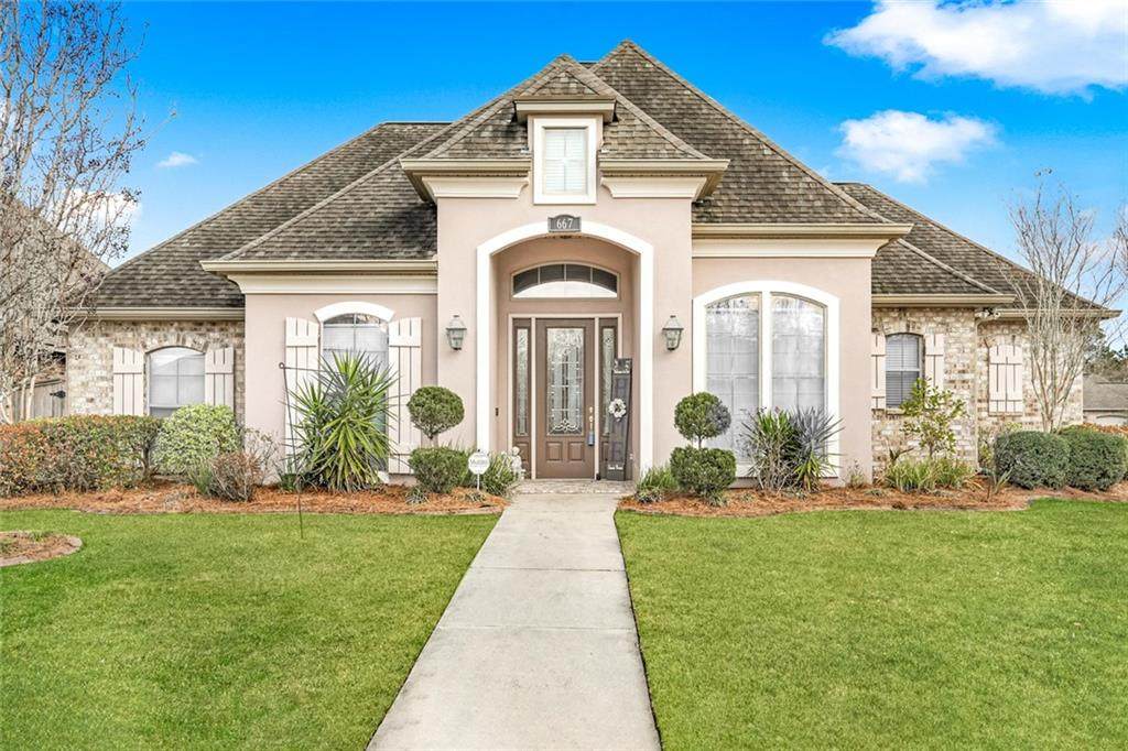 667 Highland Drive - Photo 1