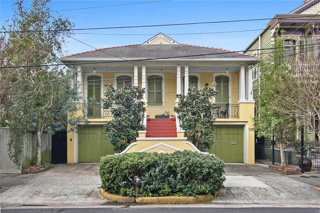 1419 Dauphine Street - Photo 1