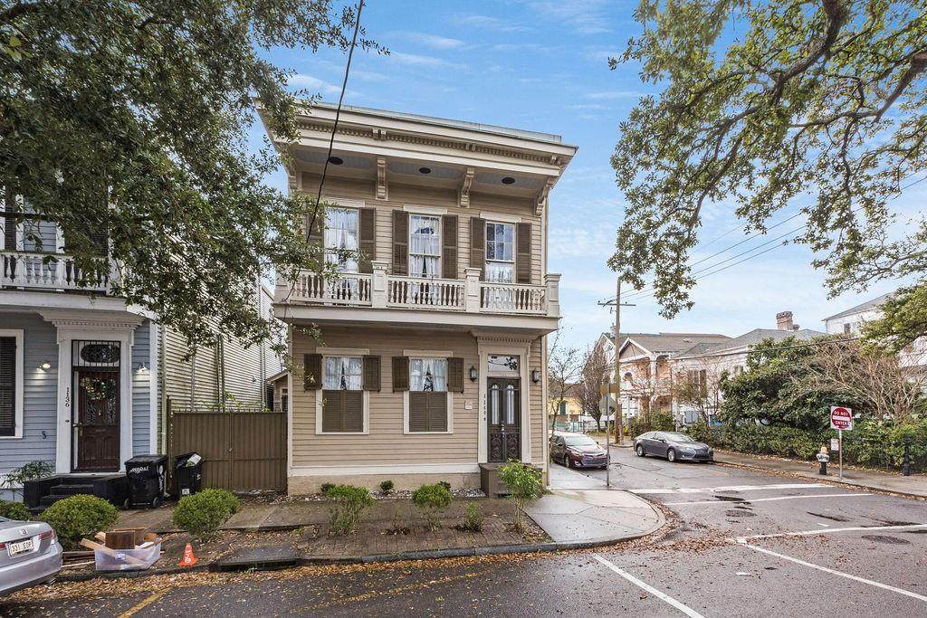 1140 Esplanade Avenue - Photo 1